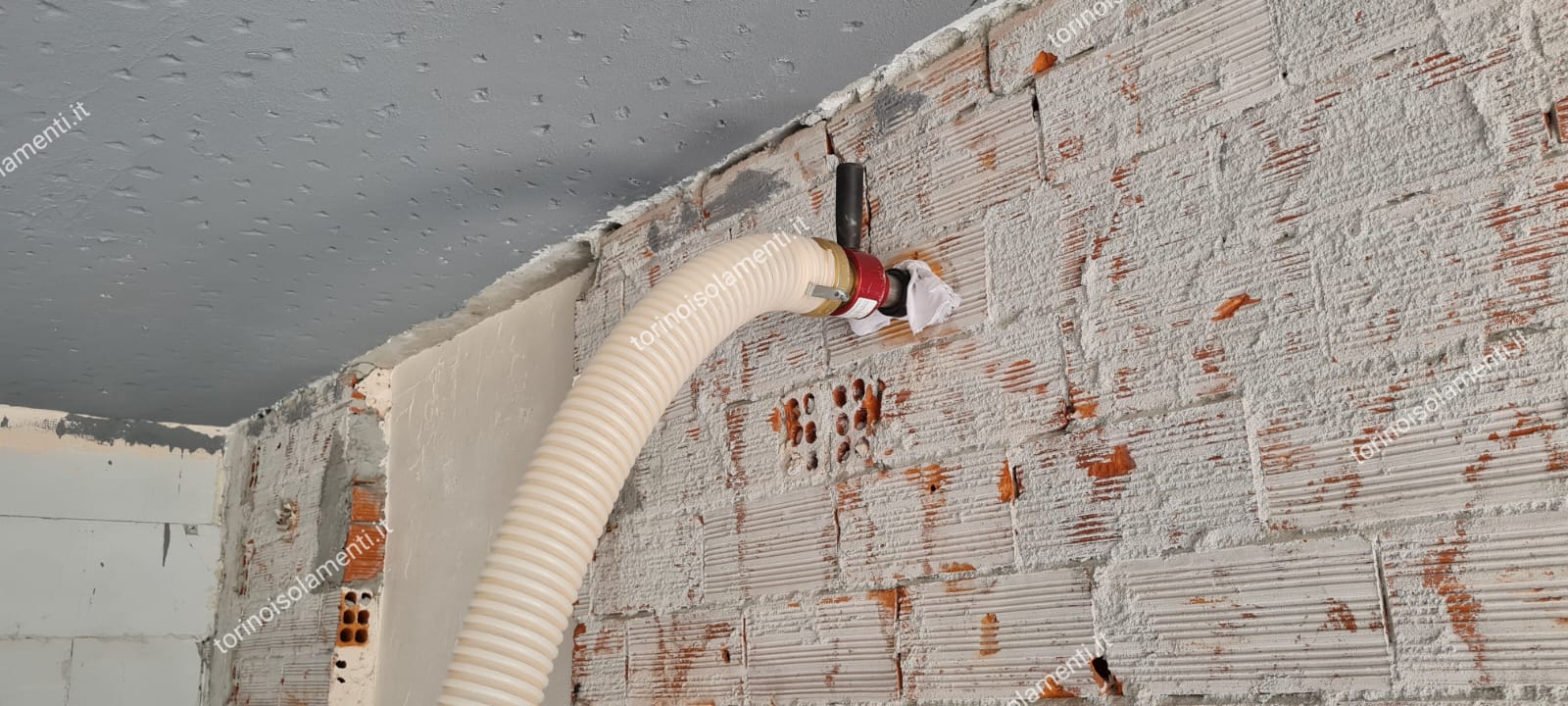 come capire se la tua casa ha i muri con intercapedini